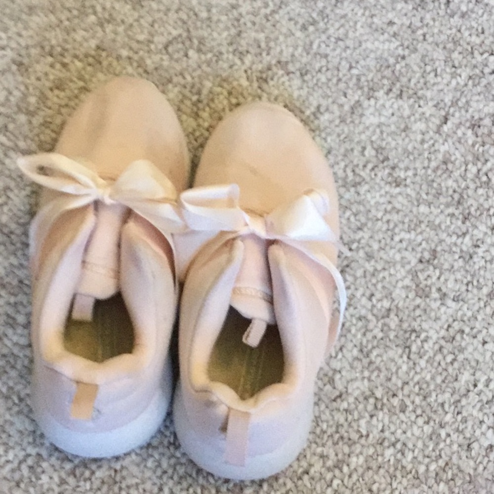 Cute and comfy dress sneakers